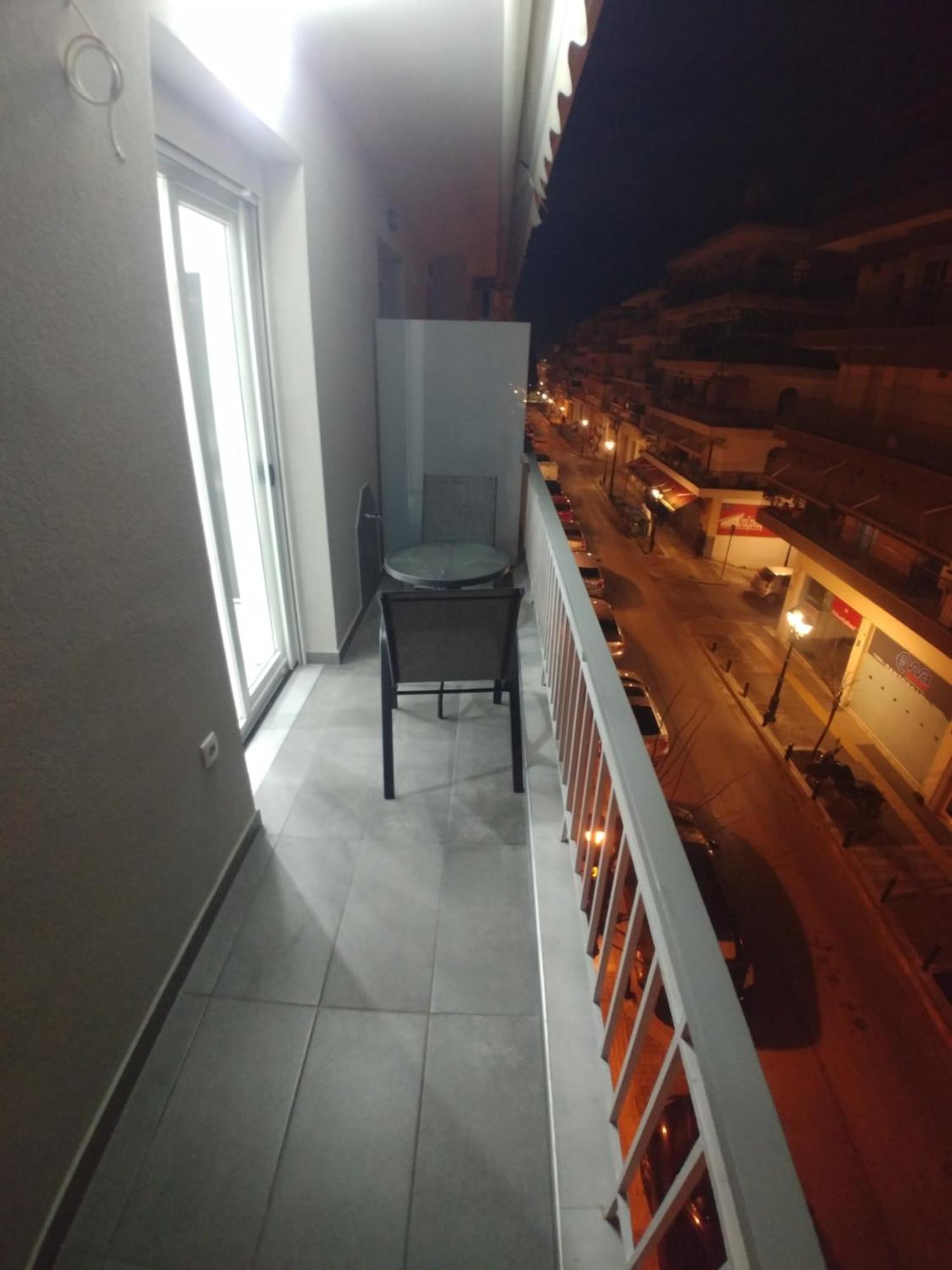Λαμπερό Διαμέρισμα 2 سالونيك المظهر الخارجي الصورة